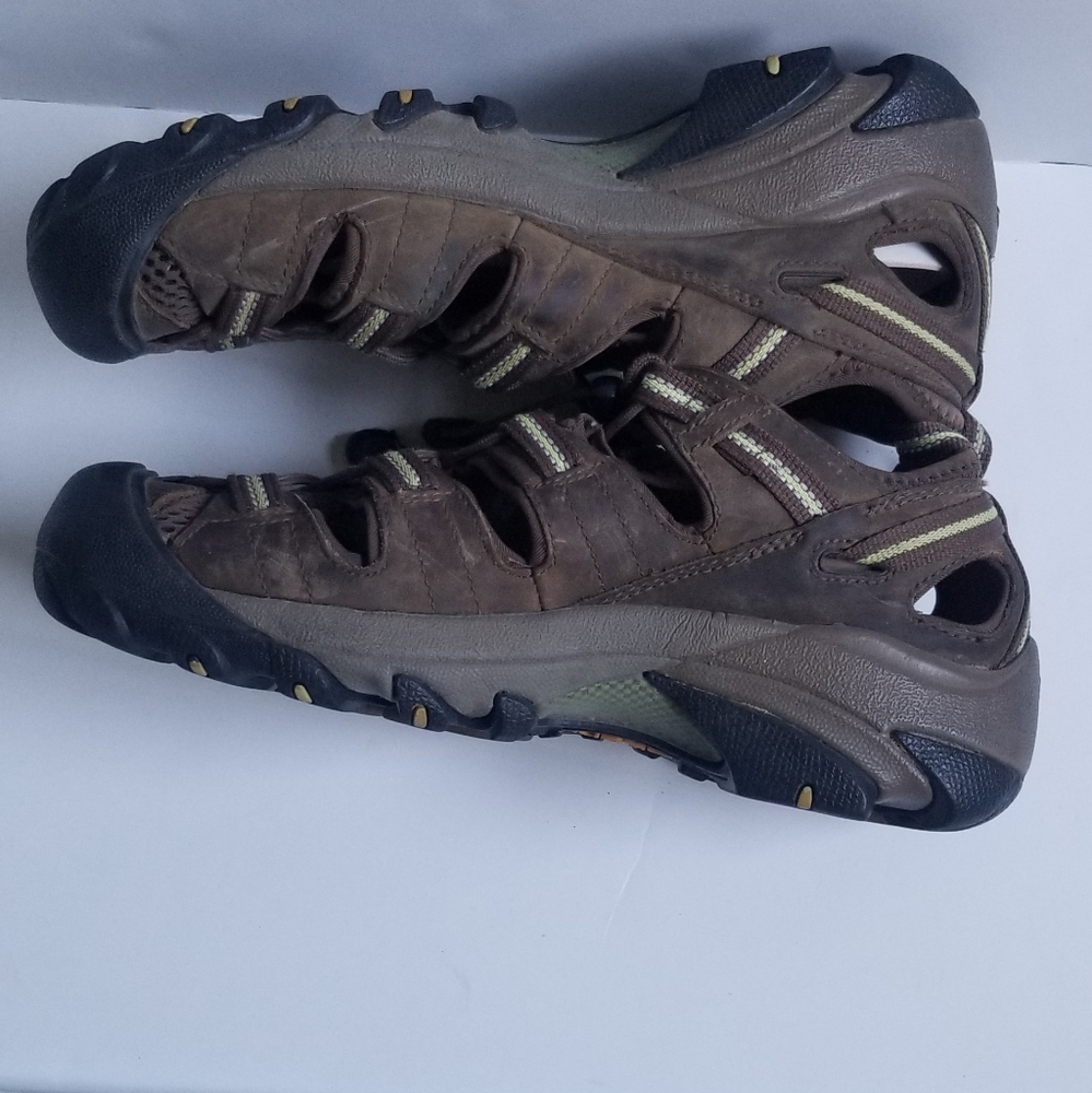Keen leather closed heel & toe brown  sandals size 8.5 - Picture 4 of 9